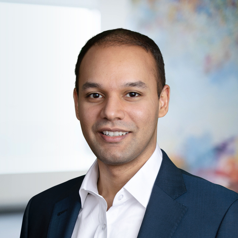 Headshot of Nitesh Prakash