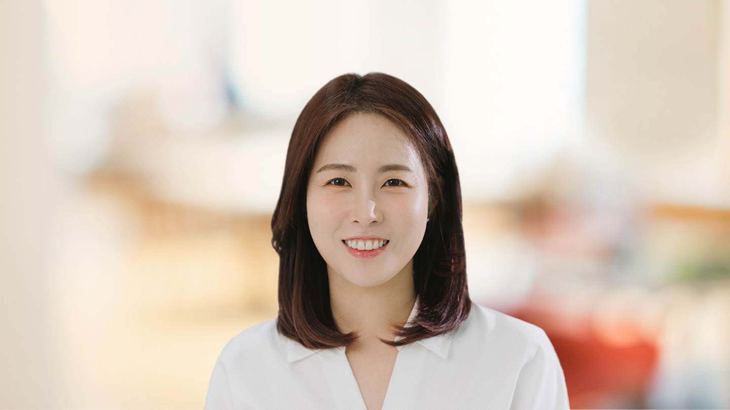 Headshot of Yehong Min