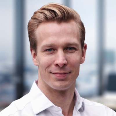 Headshot of Sven Ladiges