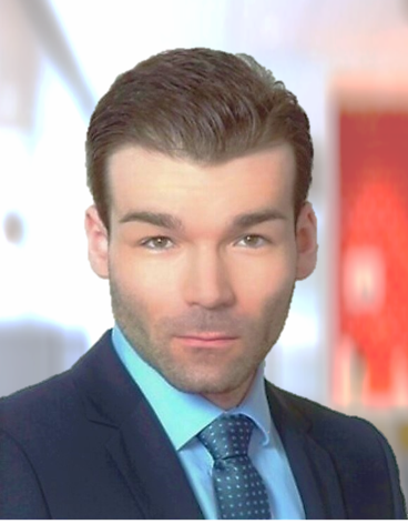 Headshot of Thomas Mayr-Riedler