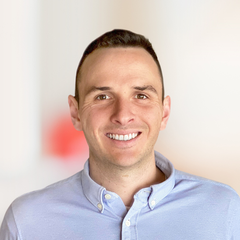 Headshot of Thomas de Lyon