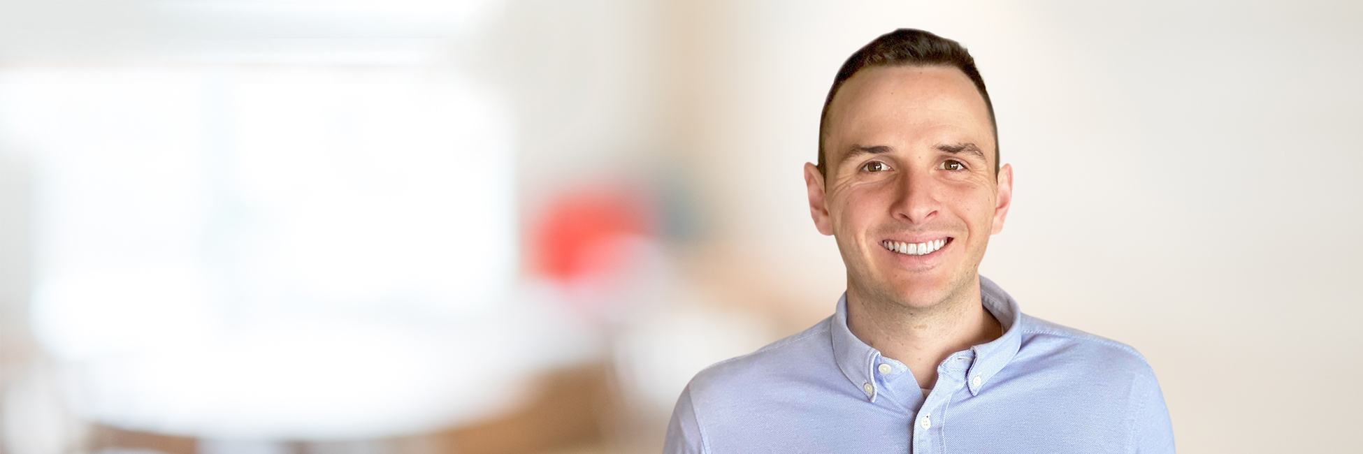 Headshot of Thomas de Lyon