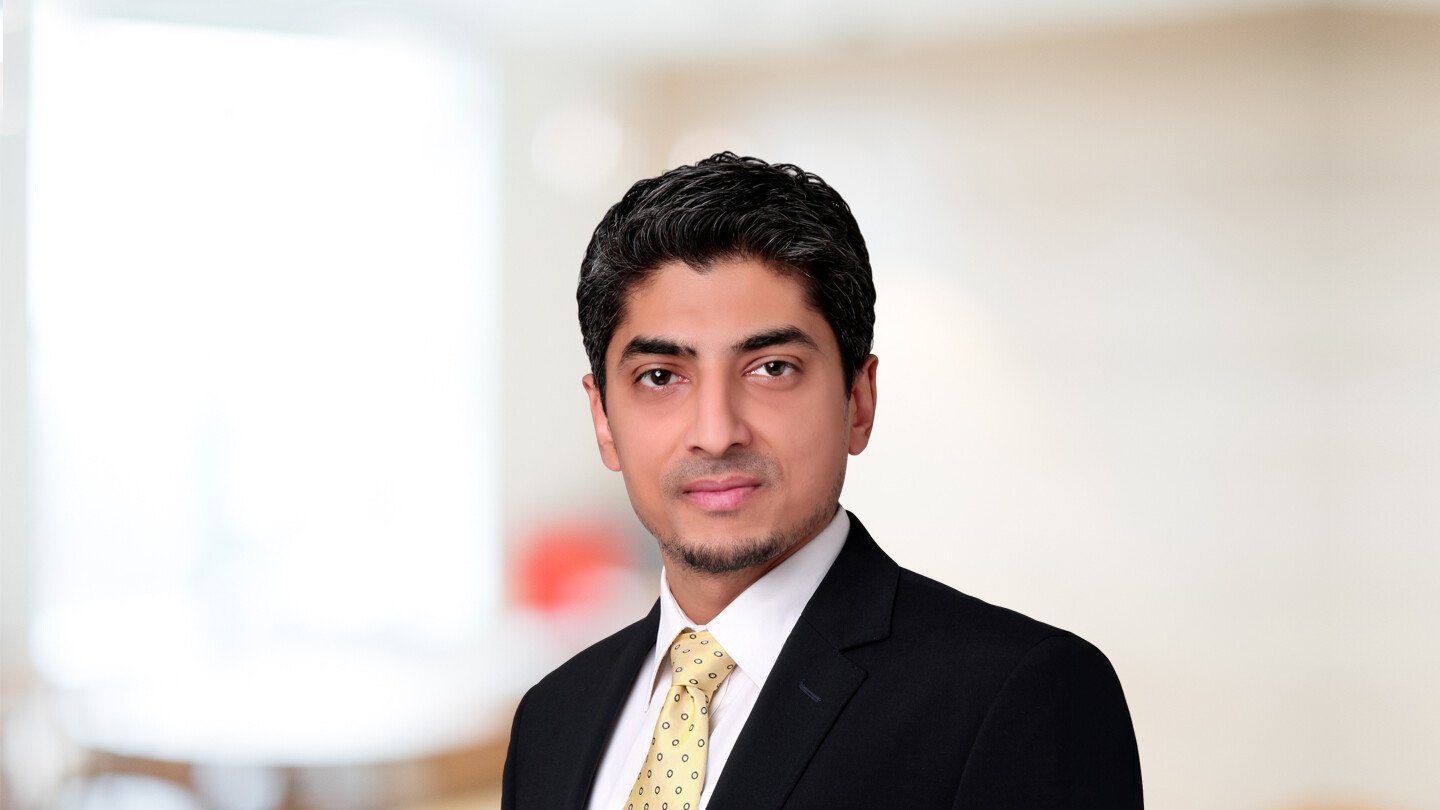 Headshot of Shovik Kar