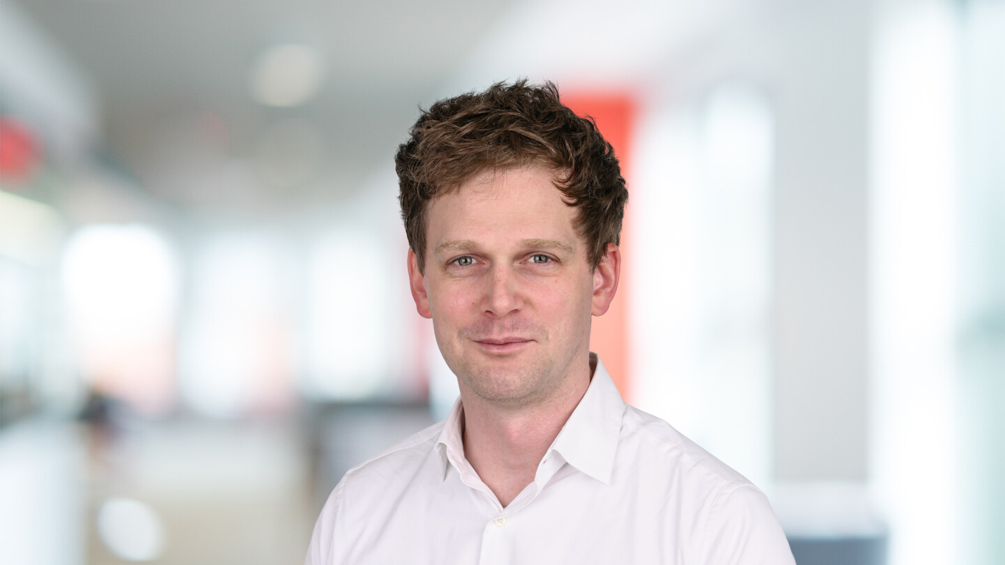 Headshot of David Lanyi