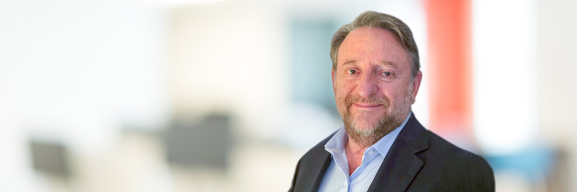 Headshot of Raúl Medina Mora