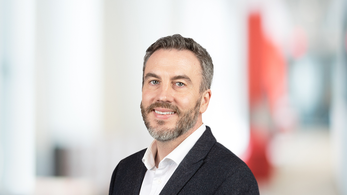 Headshot of Paul Smith