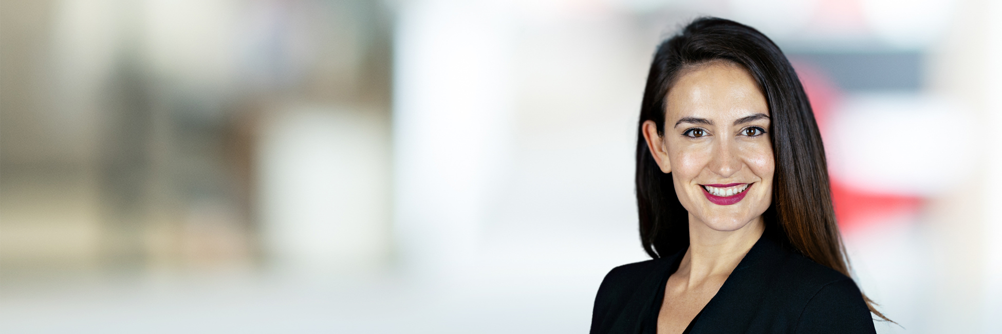 Headshot of Tevia Segovia