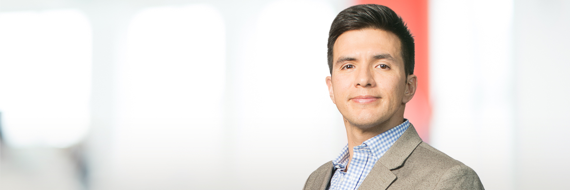 Headshot of Pablo Martín del Campo