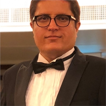 Headshot of Misha Pratap