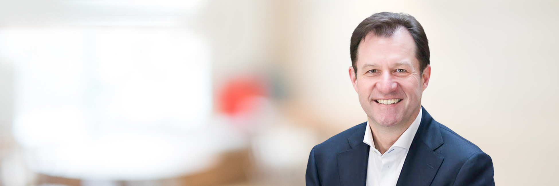 Headshot of Jörg Gnamm