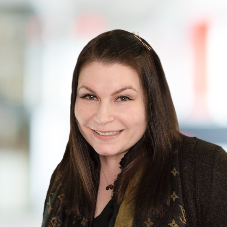 Headshot of Jaclyn Van Blarcom