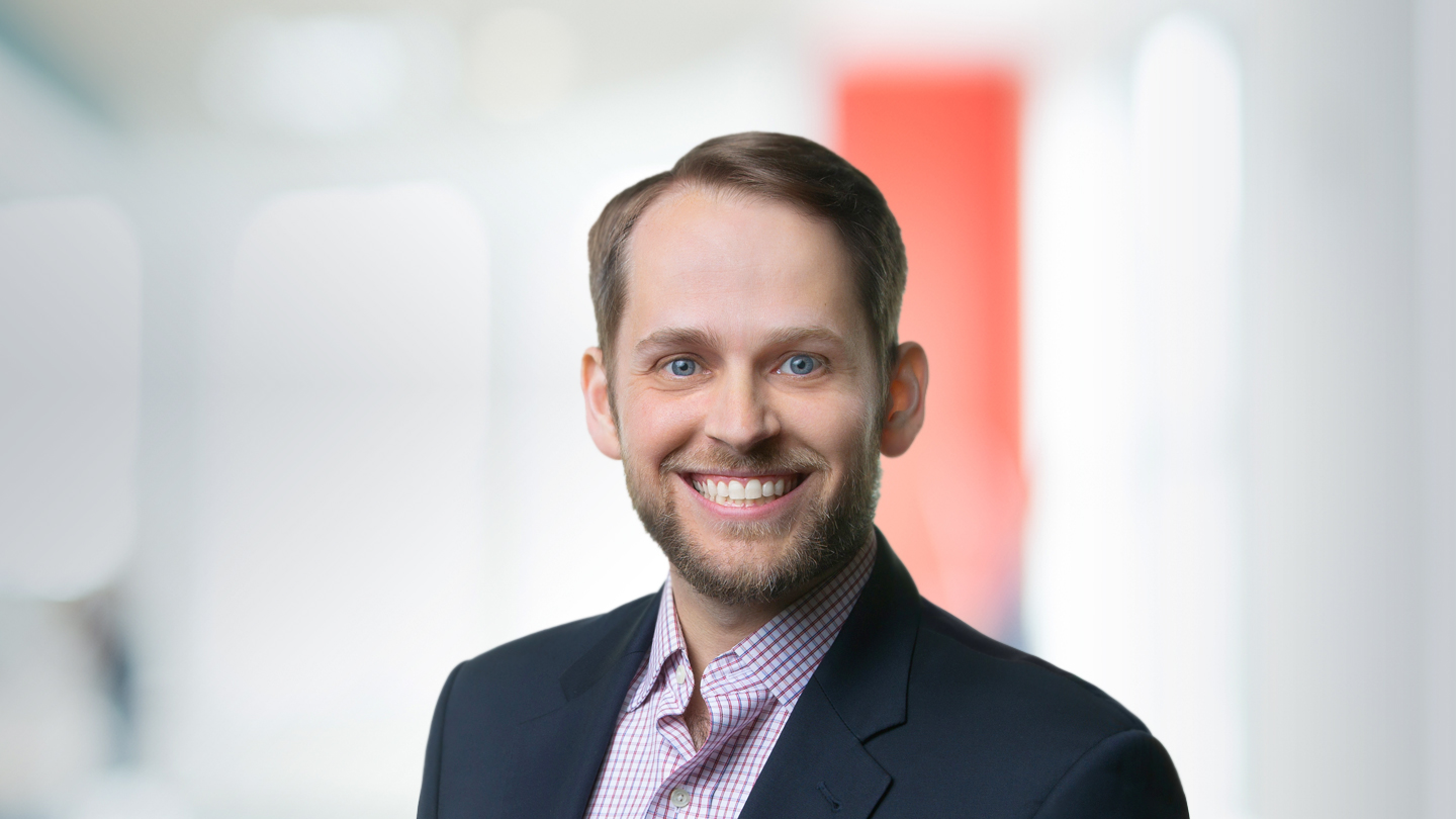 Stuart Campbell Management Consultant Bain & Company