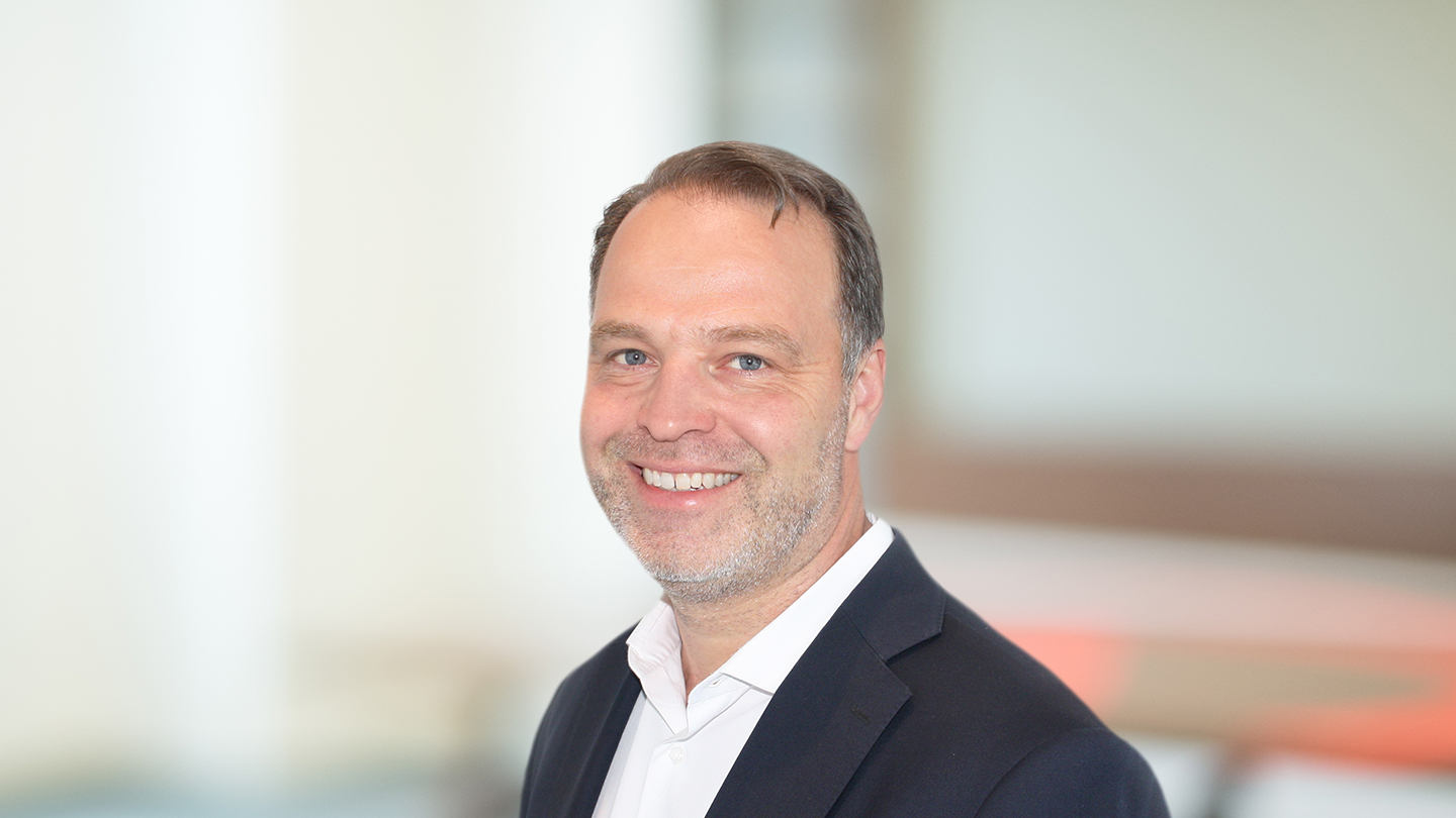 Headshot of Drew Woodhouse