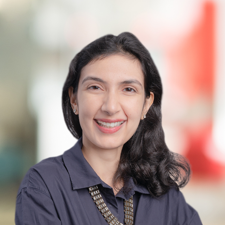 Headshot of Shivika Mansata