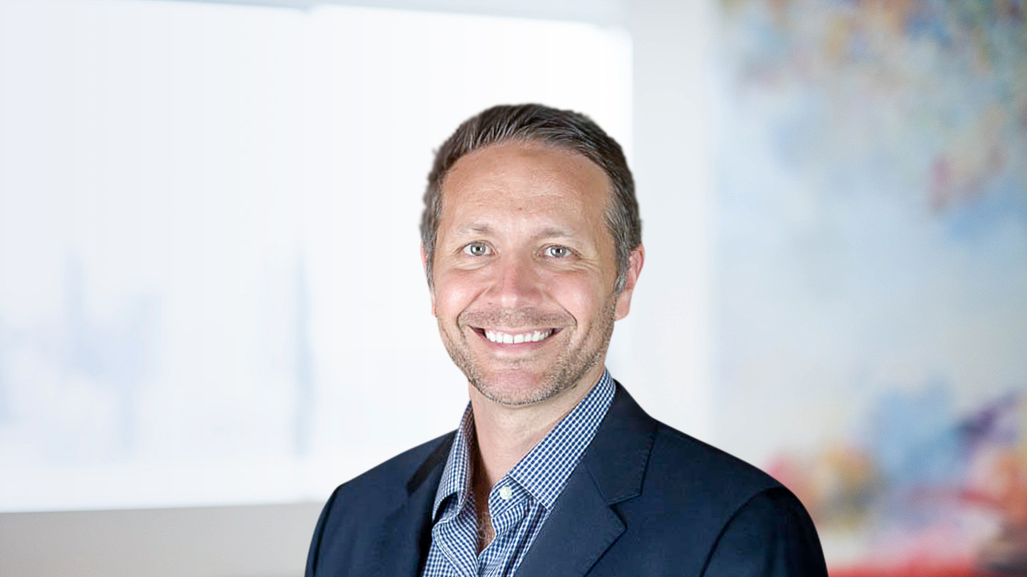 Headshot of Luis Otoya