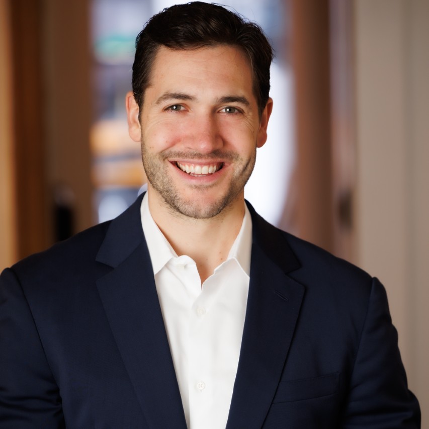 Headshot of Chris Connors