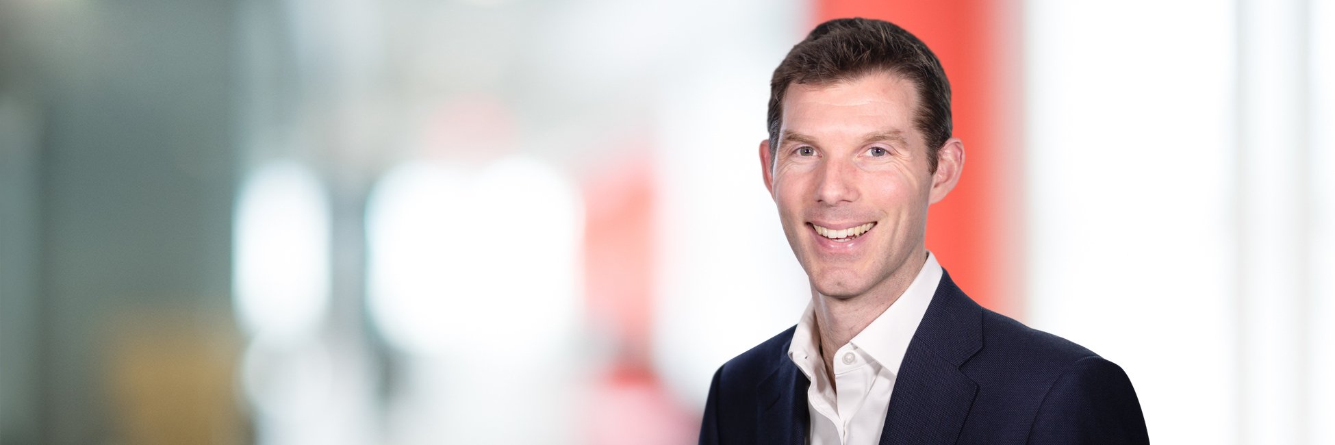 Headshot of Luke Walton