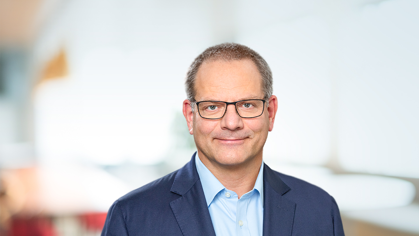 Headshot of Gerhard Schroeck