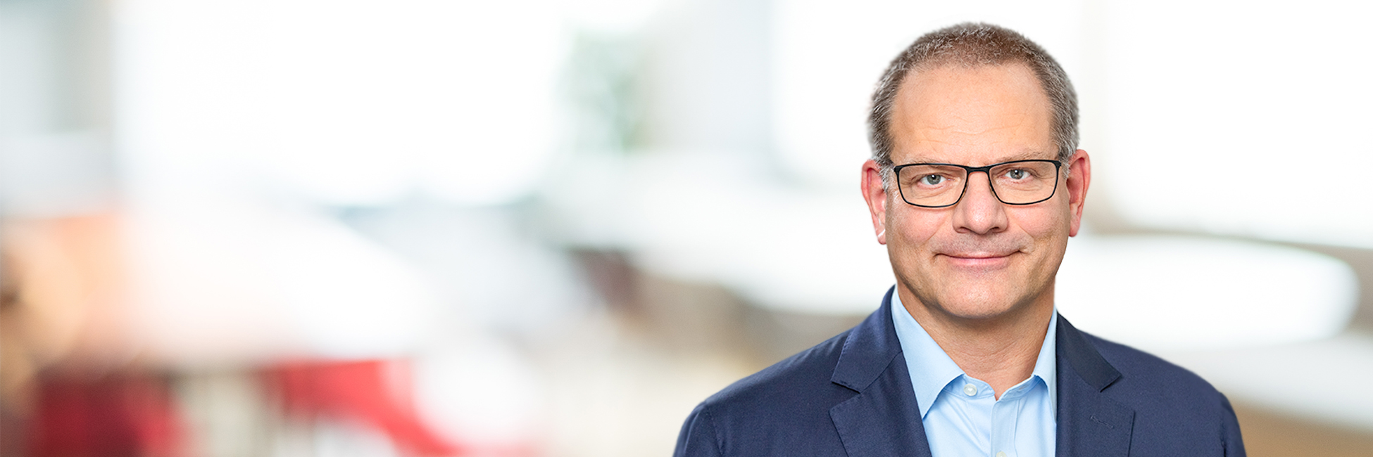 Headshot of Gerhard Schroeck