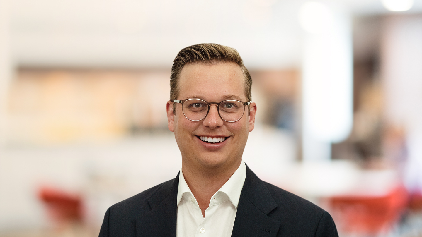 Headshot of Alexander Merath