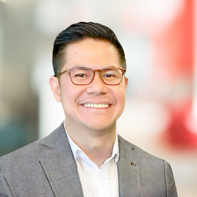 Headshot of Bennett Aquino