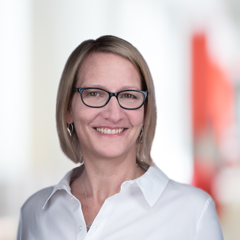 Headshot of Alice Leonard