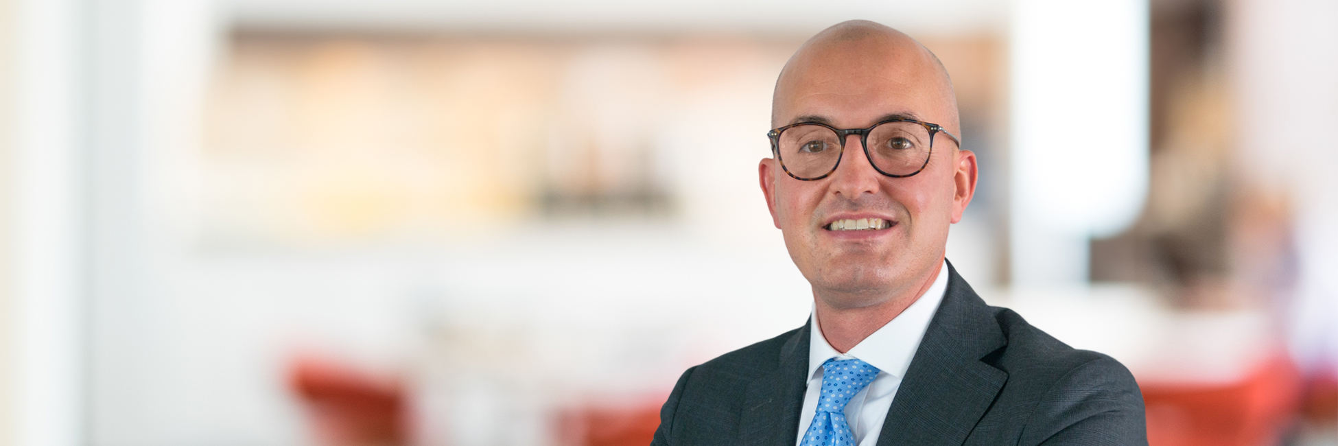 Headshot of Carlo Farina