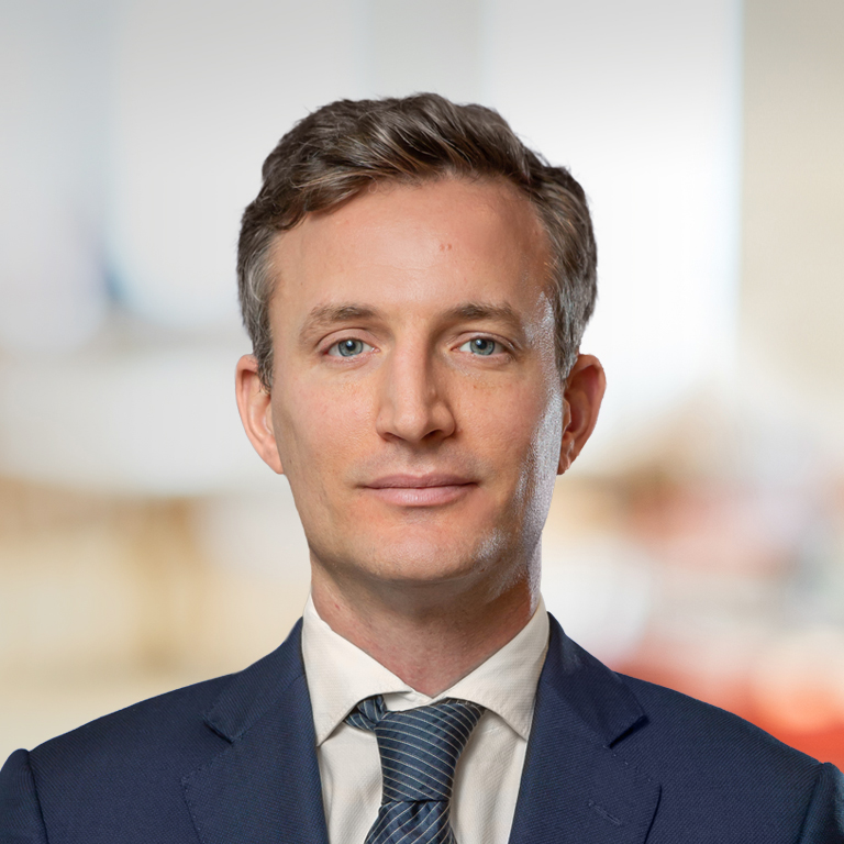 Headshot of Simon Turner