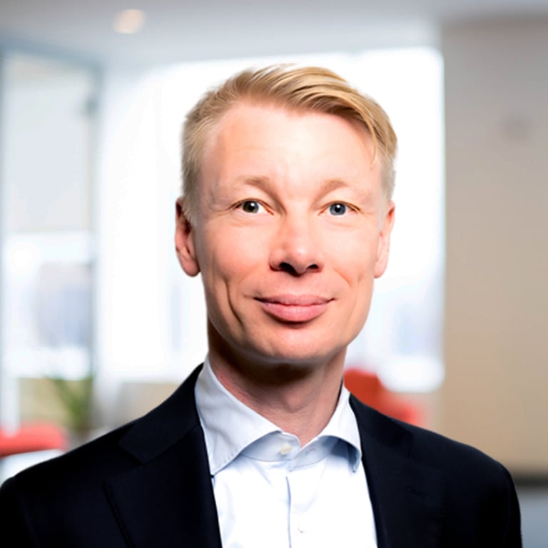 Headshot of Martin Tornes