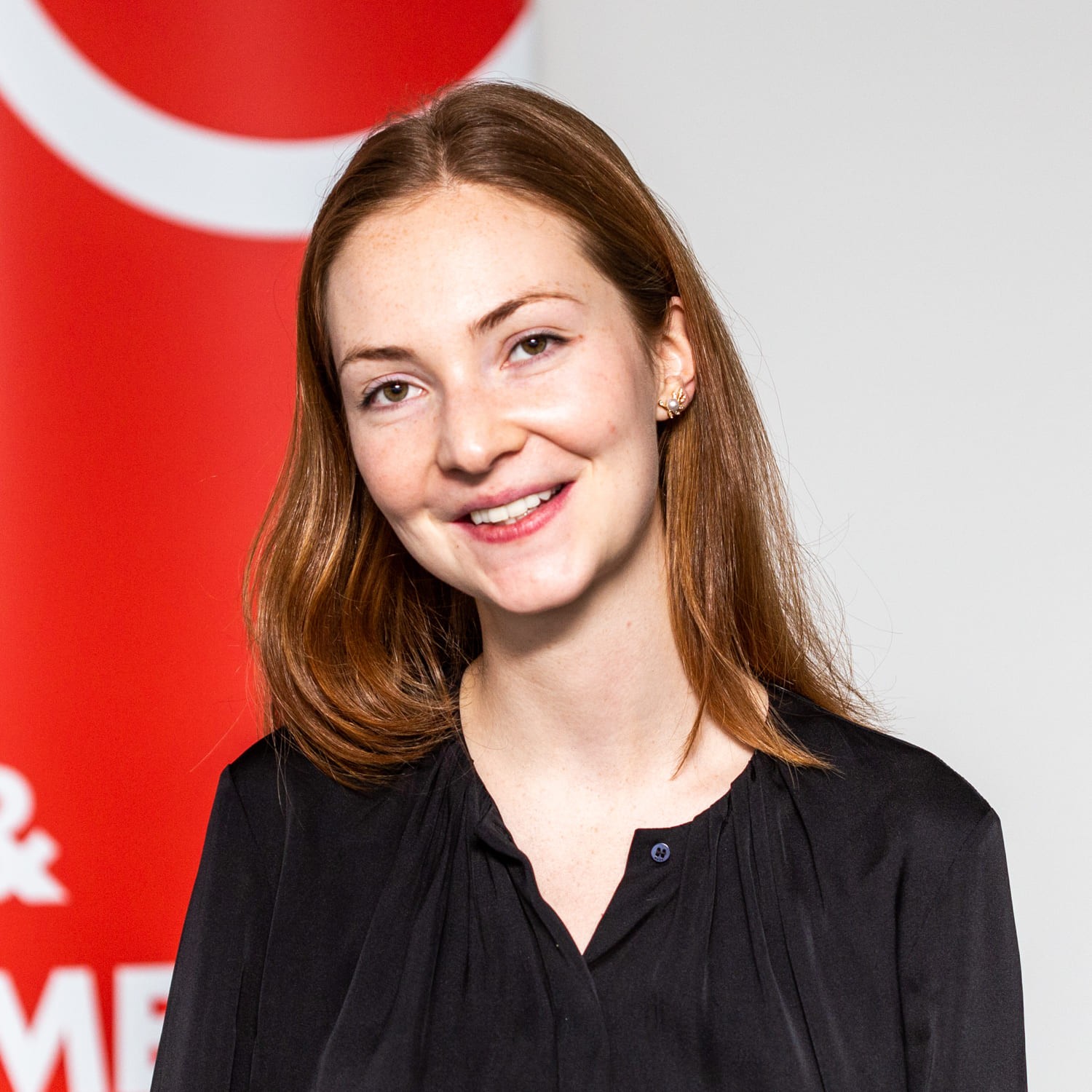 Headshot of Segolene Denef