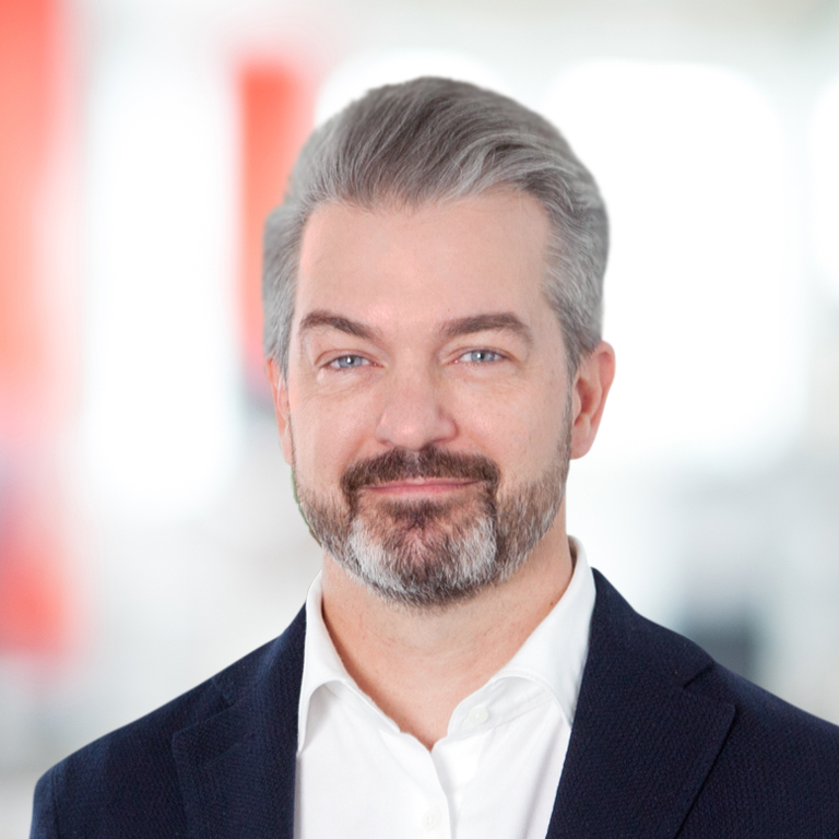 Headshot of Dan Kuzmic