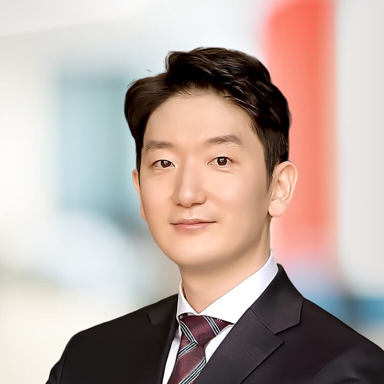 Headshot of Changmin Shin