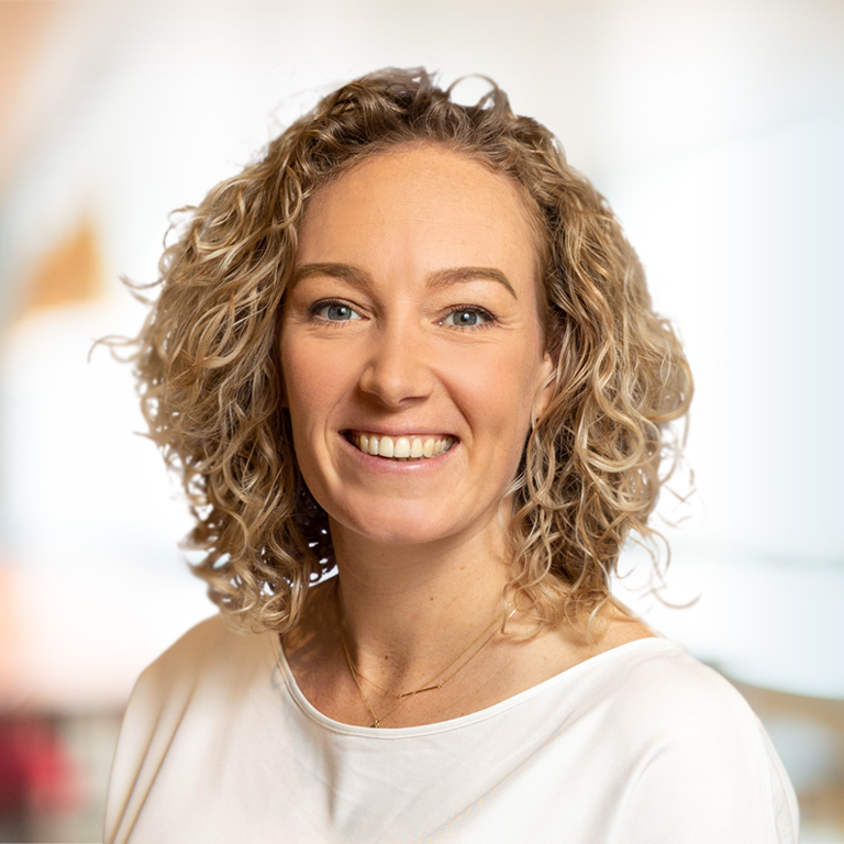 Headshot of Merel van Cruchten