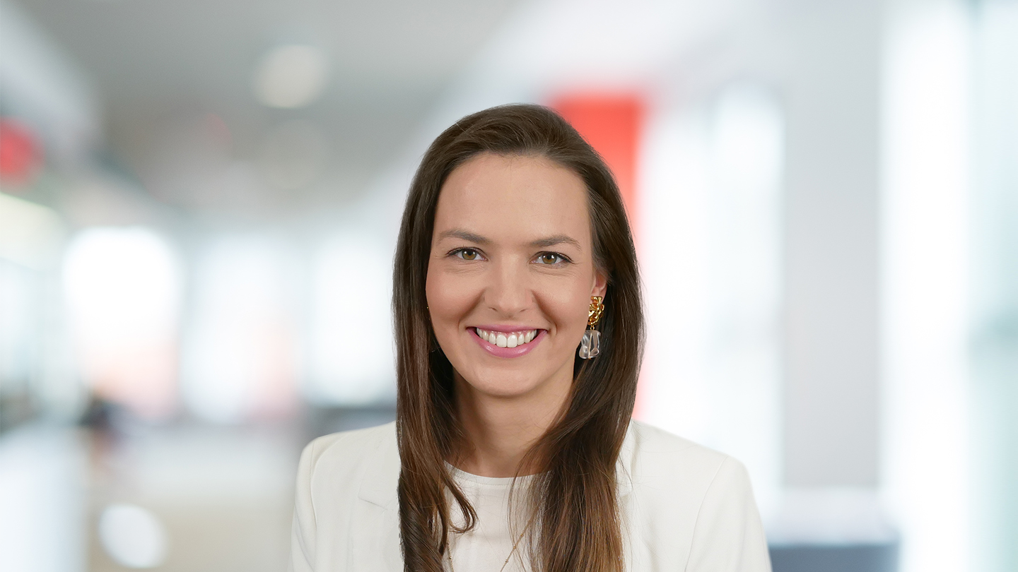 Headshot of Anastassia Dobrinevskaia