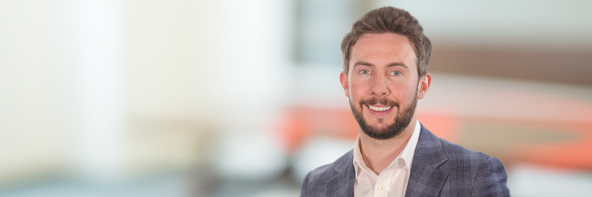 Headshot of Thomas McKenna