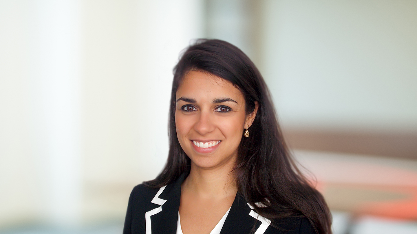 Headshot of Luiza Mattos