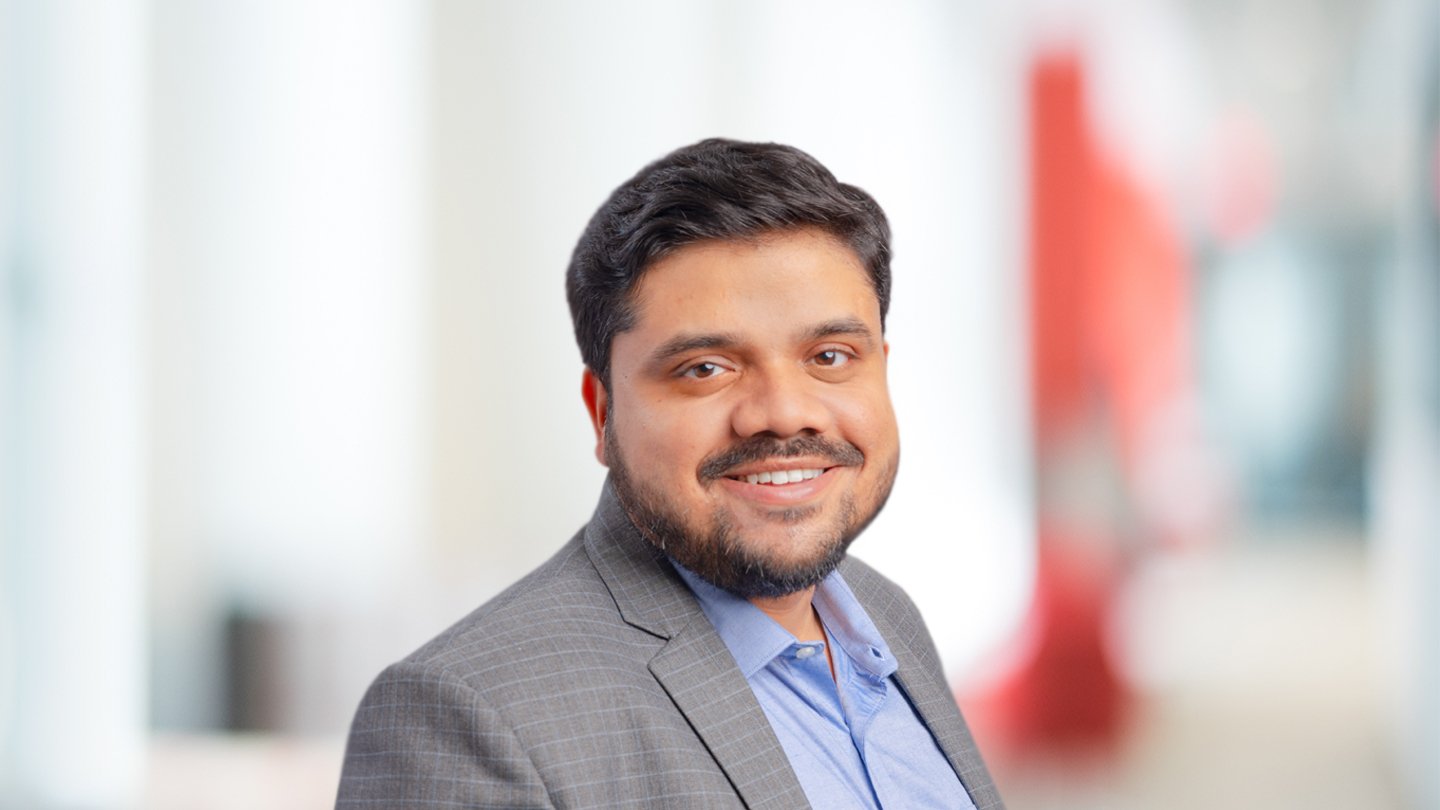 Headshot of Shuvabrata Nandi