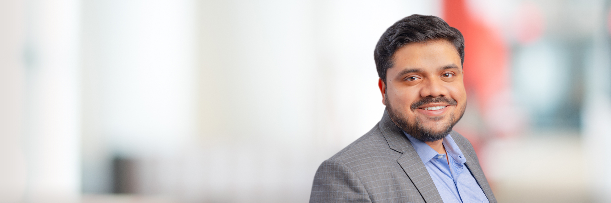 Headshot of Shuvabrata Nandi