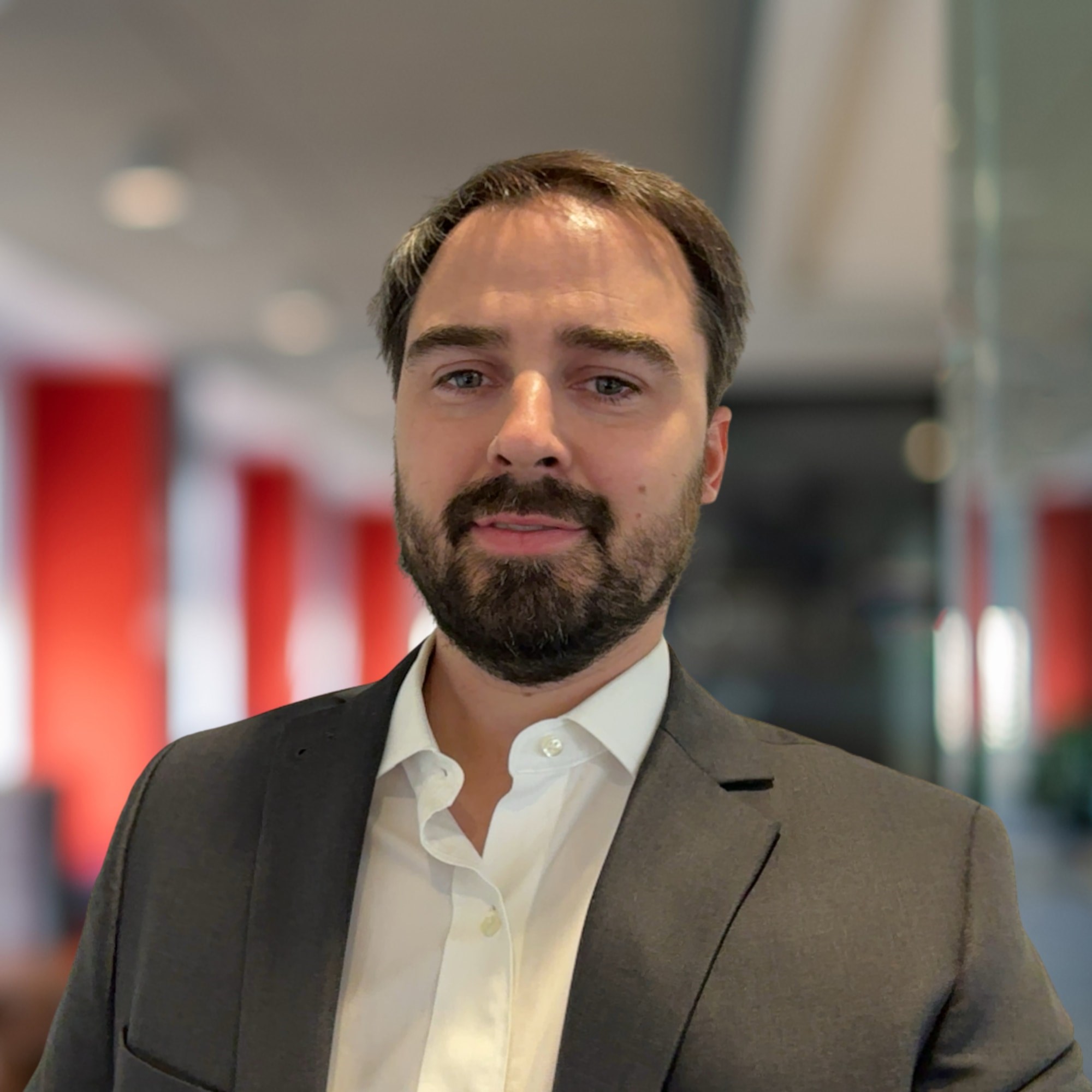 Headshot of Christian Gebauer