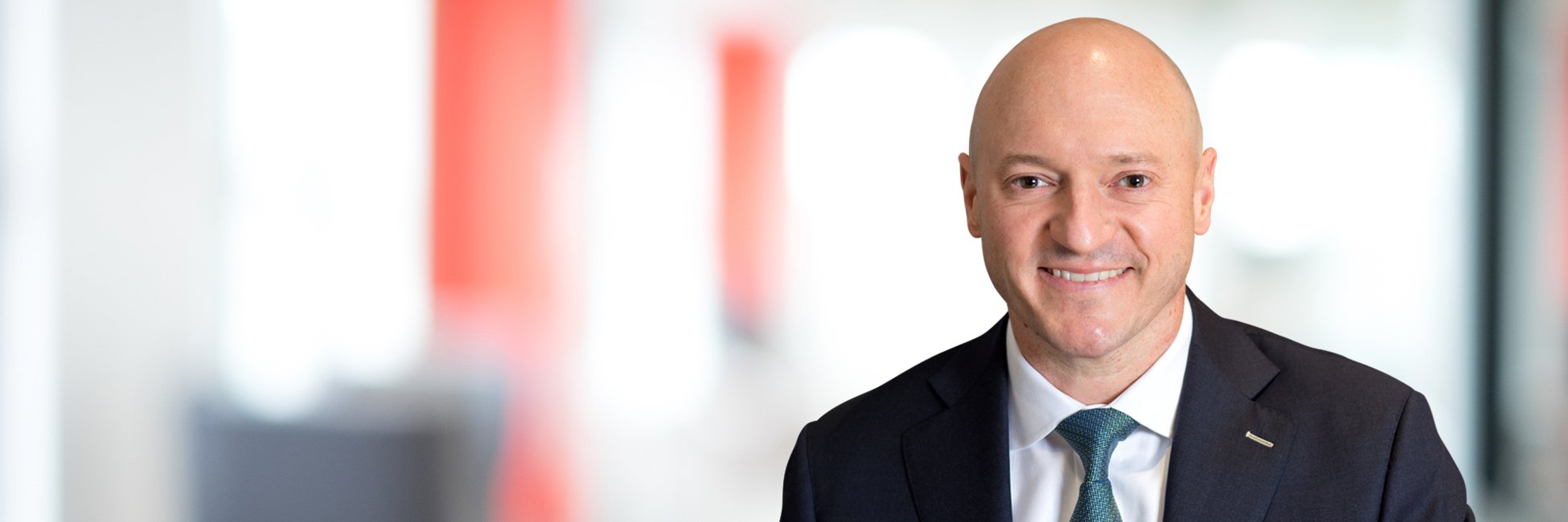 Headshot of Andrew Grieve