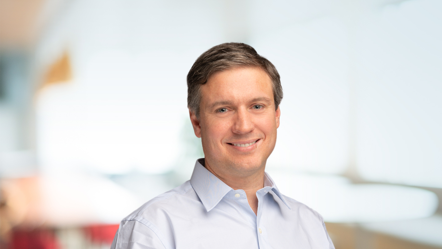 Headshot of Tomás Aguirre