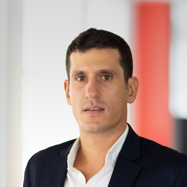 Headshot of Riccardo Molinari