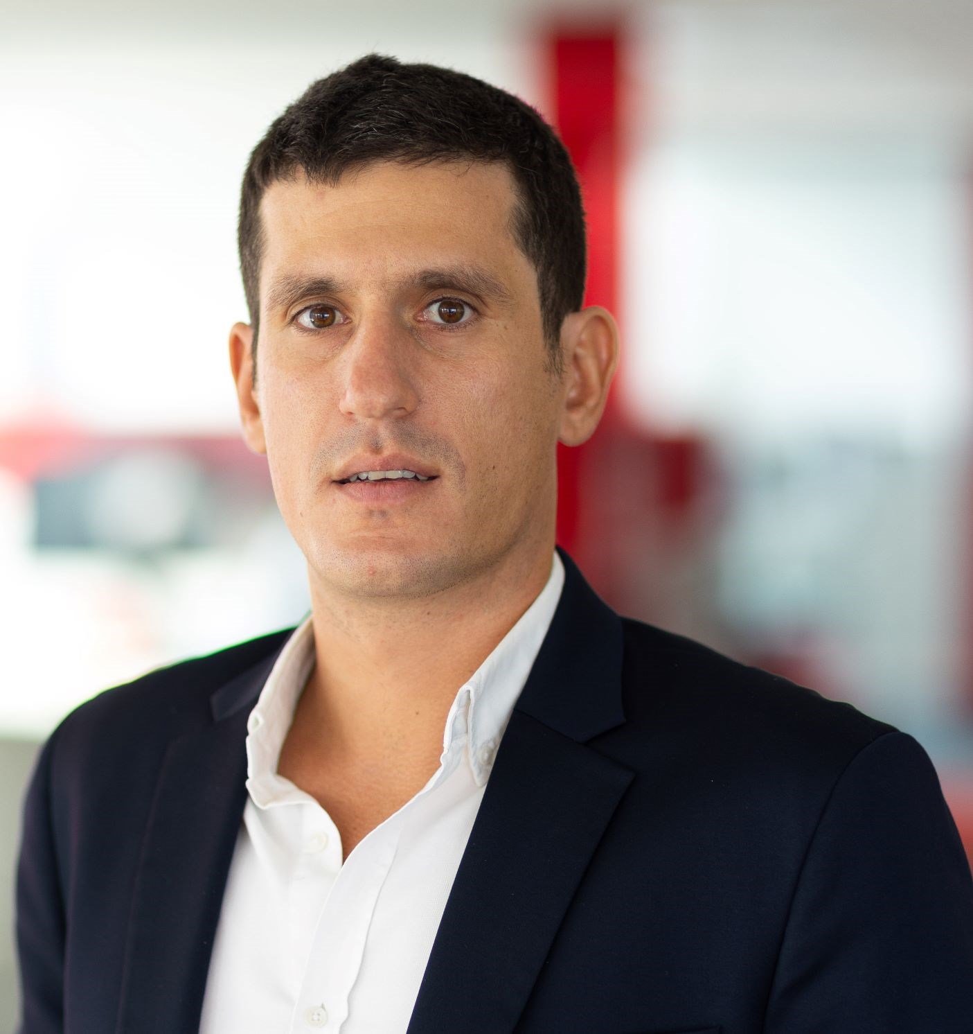 Headshot of Riccardo Molinari