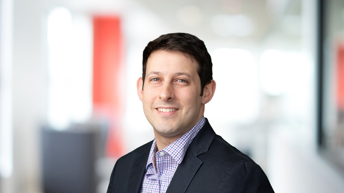 Headshot of David Schottland