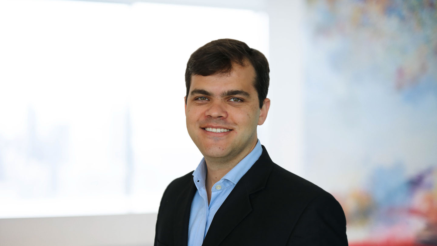 Headshot of André Bolonhini