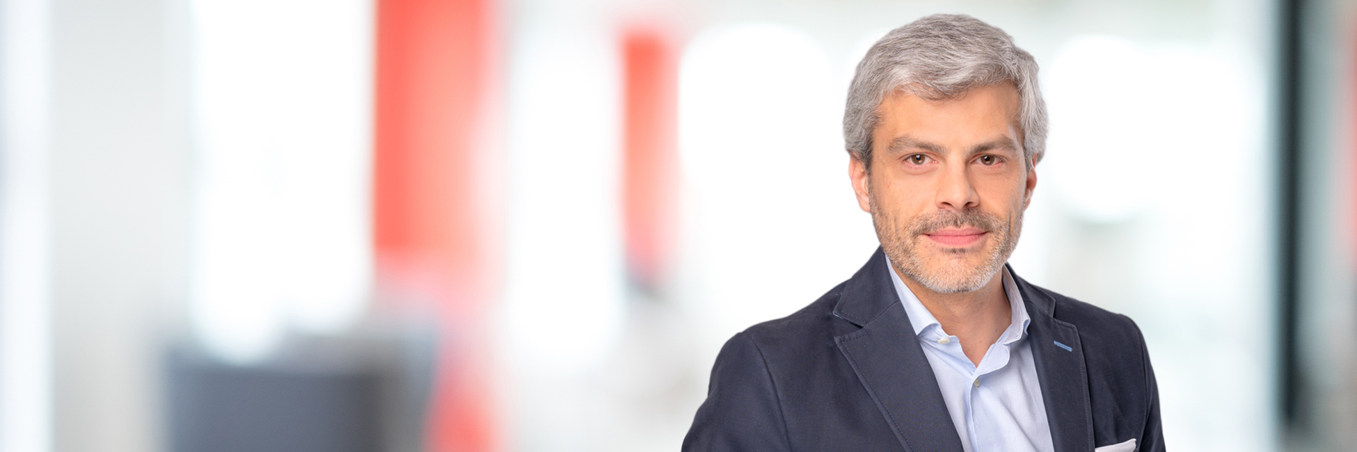 Headshot of Ramón Tárano