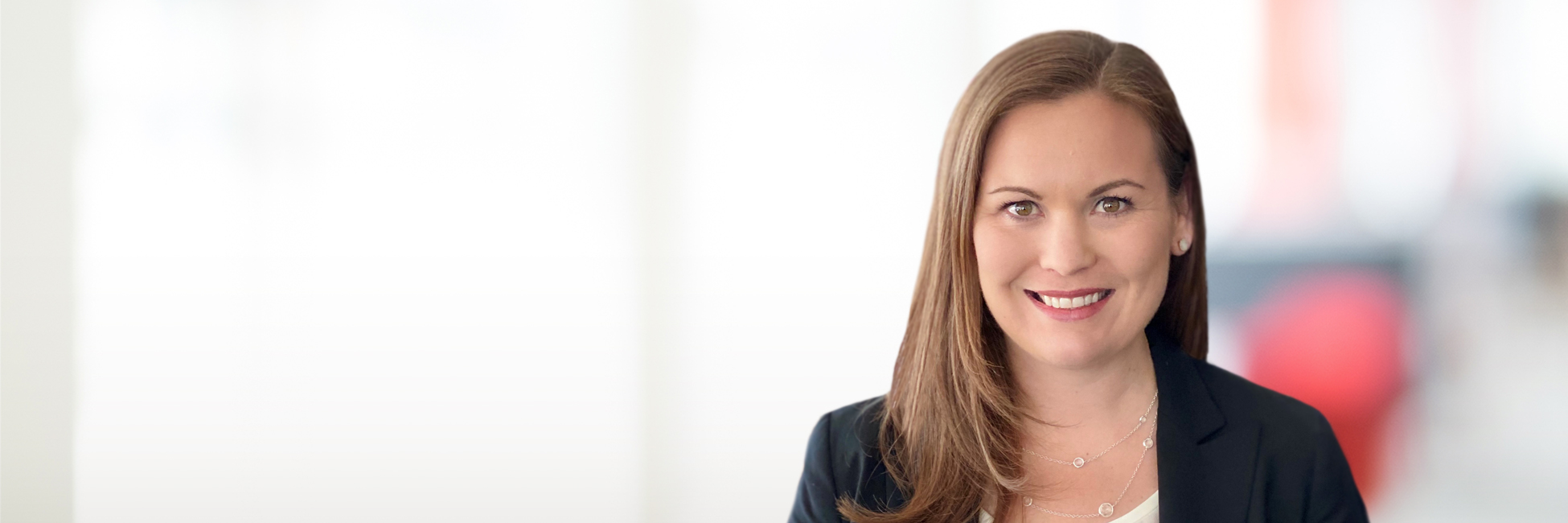 Headshot of Genelle Kahan