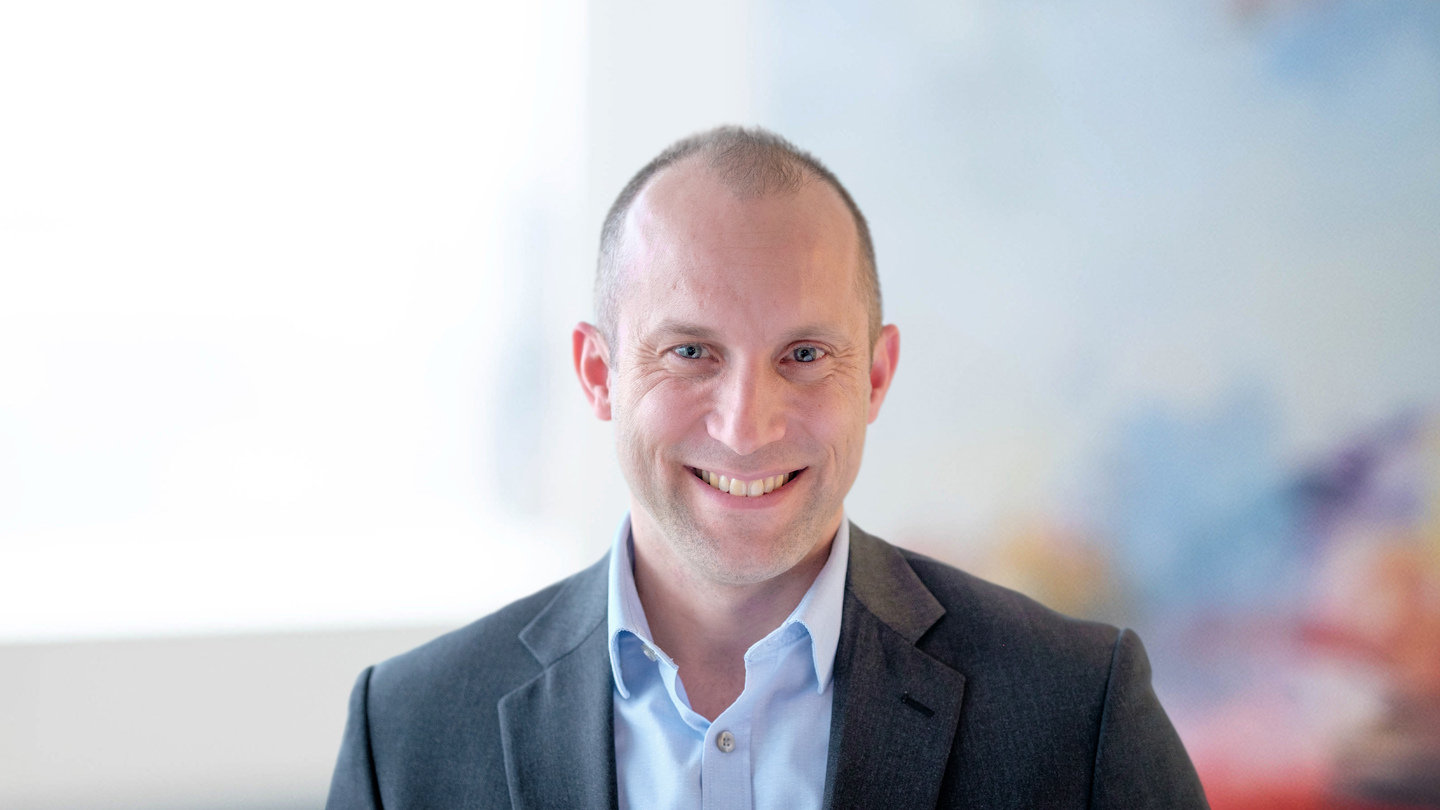 Headshot of Steven Breeden