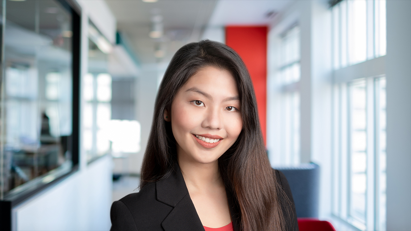 Headshot of Janice Chai