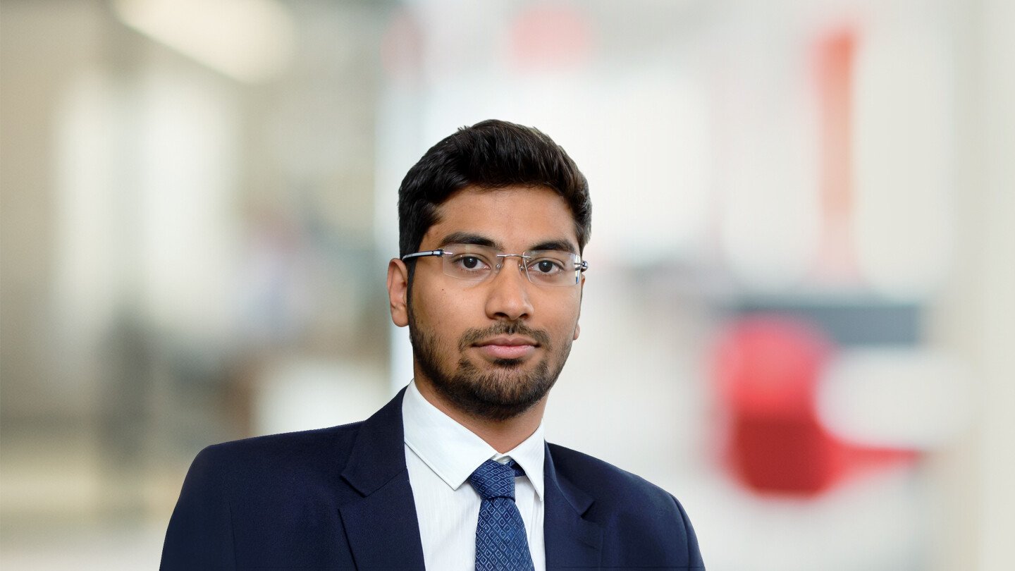 Headshot of Nitin Gupta